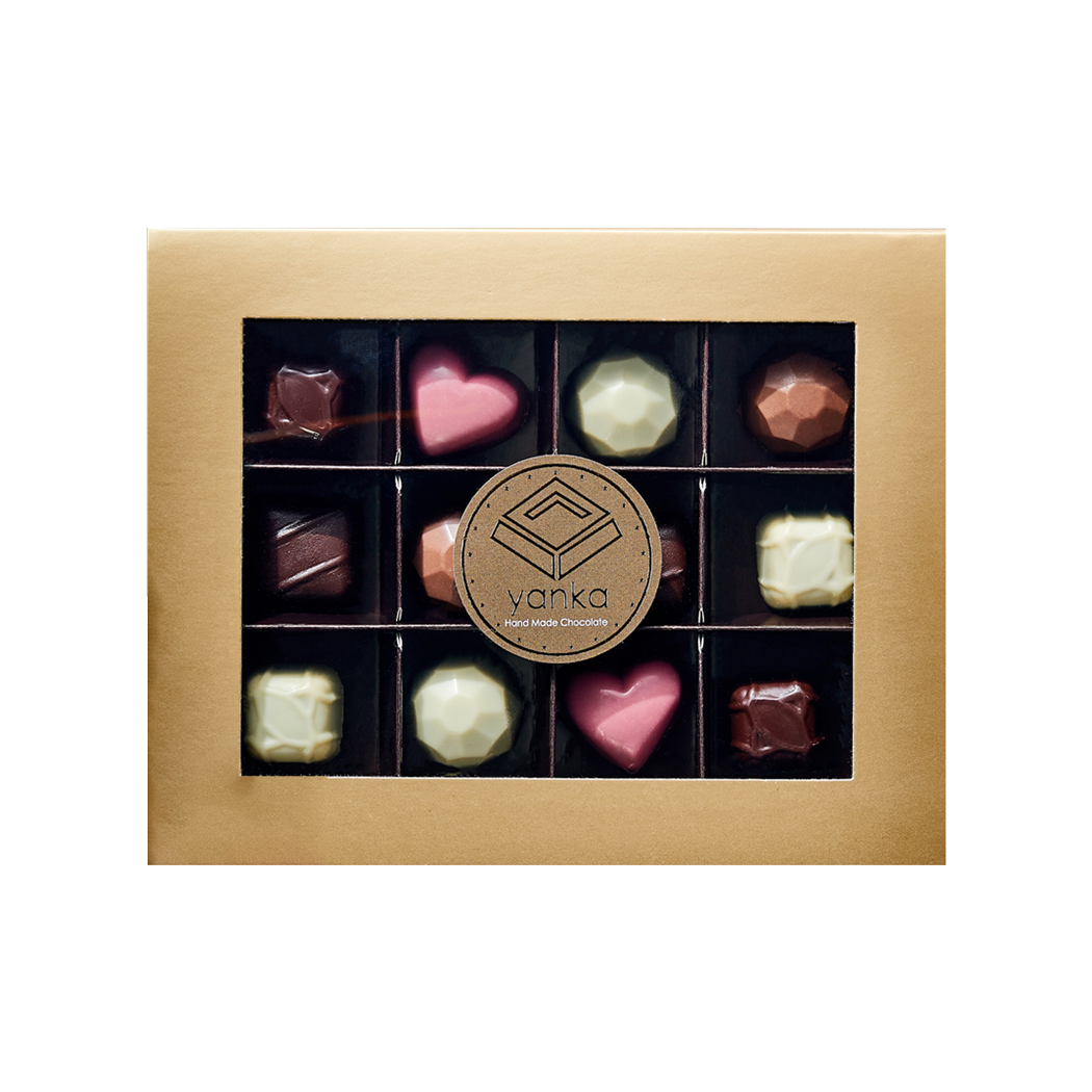 12 פרלינים בעבודת יד