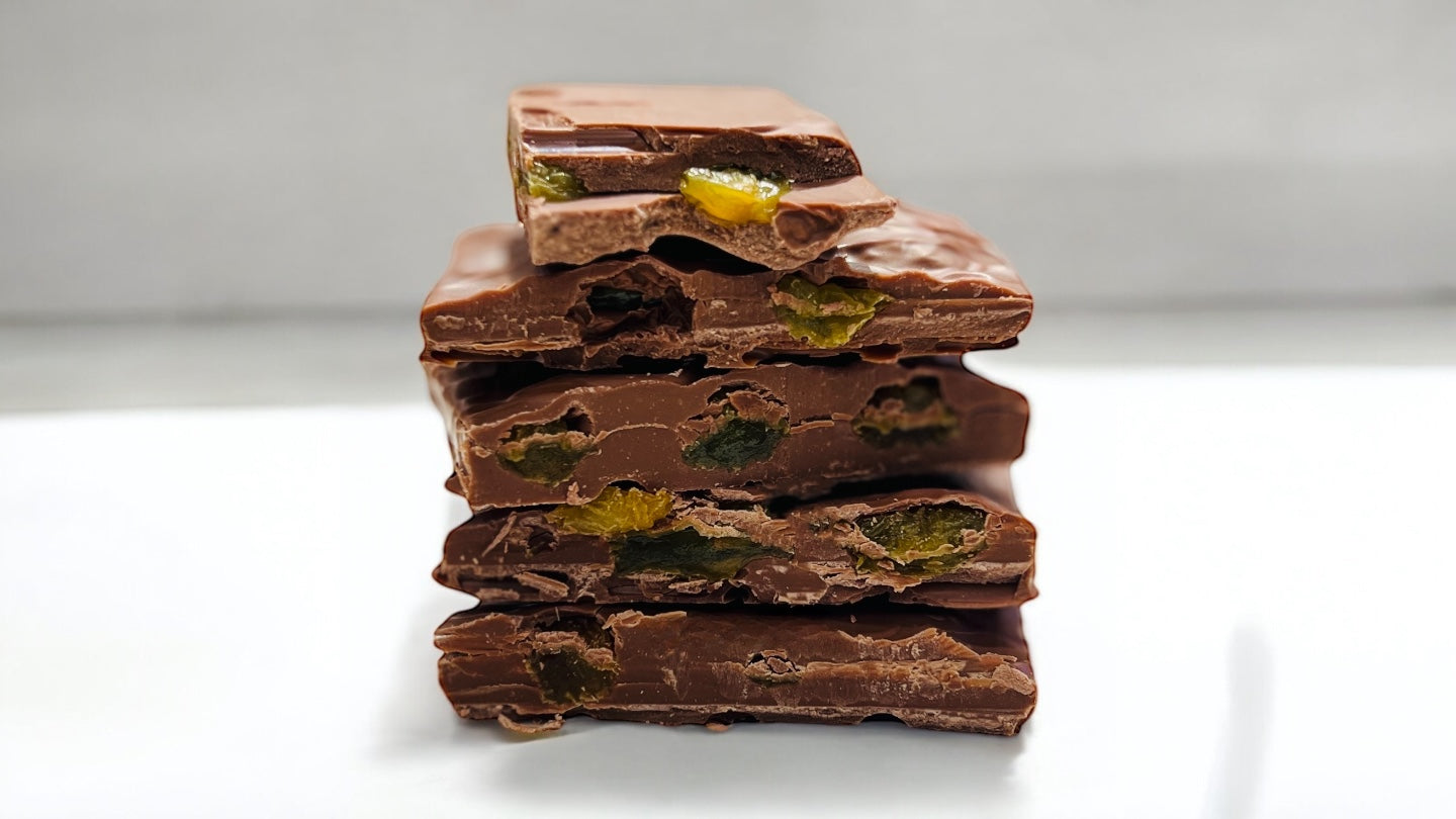 שוקולד בלגי מריר עם צימוקים ברום